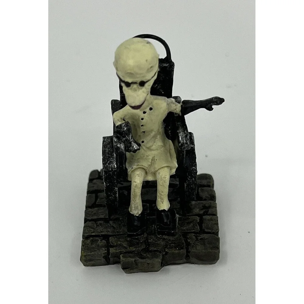 Nightmare Before Christmas Hawthorne Village Figurine Set Dr Finklestein's Lab